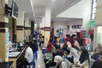 Dispendukcapil Ponorogo batasi antrean layanan adminduk saat libur