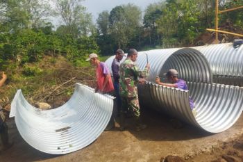 Kodim bantu perkuat akses distribusi hasil bumi Rejang Lebong