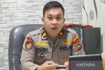 Polisi tetapkan tiga tersangka tambang liar bijih timah di Pantai Mentok