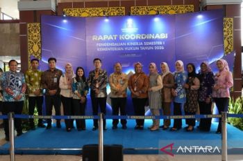 Kemenkum Bengkulu ikuti paparan analisis serta evaluasi tugas dan fungsi pada rakor pengendalian kinerja