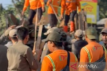 Pemkab Cianjur turunkan 300 petugas tertibkan 117 bangunan liar sepanjang jalur Puncak
