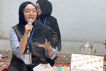 Tanggapi tingginya kasus DBD dan Chikungunya, mahasiswa KKN FIK UMS hadirkan inovasi puding labu kuning melalui SAPA Waspada