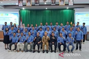 Bupati Gumas minta Perumdam Maruang Duhung capai sejumlah target