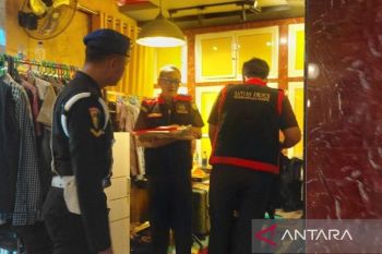 Tim Penyidik Kejati Kaltim geledah Disdikbud Kukar soal korupsi insentif guru
