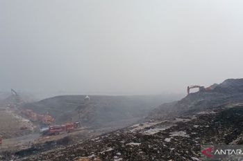 KLH lanjutkan proses penyelidikan TPA Jatiwaringin usai pemadaman