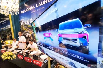 Toyota kenalkan New Hilux bermesin 201 hp kepada konsumen Jatim