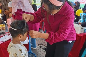 Alfamart-Cussons gelar layanan kesehatan gratis