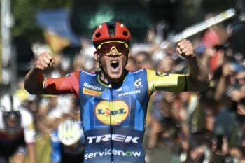 Pedersen menangi etape keempat Tour de France 2026