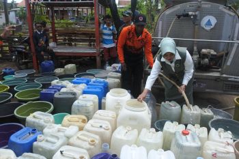 https://cdn.antaranews.com/cache/350x233/2026/07/08/Distribusi-Air-Bersih-080726-sen-2a_1.jpg