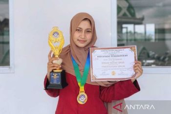 Mahasiswi FKIP UM Sumatera Barat raih Medali Emas Kompetisi Nasional