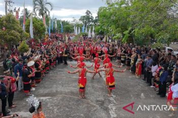 Krisantus Kurniawan ajak generasi muda lestarikan budaya Dayak