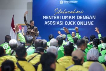 Mayoritas pengemudi ojol pilih berstatus pengusaha mikro