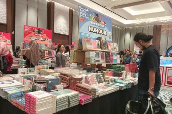 Pameran Big Bad Wolf Semarang menghadirkan sejuta lebih buku impor