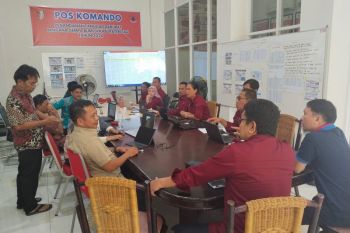 Sigi mulai evaluasi data rumah rusak akibat gempa bumi