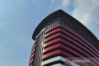 KPK sita 12.000 dolar Singapura dari Ketua DPRD Kuansing Juprizal
