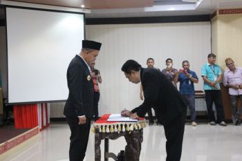 Gubernur NTT mengharapkan BUMD bersinergi perkuat ekonomi dan UMKM