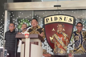 Jampidsus hormati penyidikan kasus korupsi dan TPPU di Polri