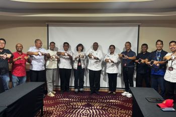 Wagub Papua minta Telkomsel perluas jaringan di wilayah "blank spot"