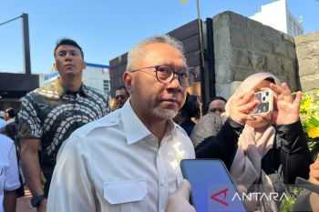 Menko Pangan-Menaker-Menkop takziah ke rumah duka Rachmat Gobel di Jalan Supomo Jaksel
