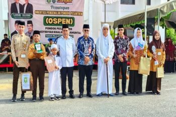 Sekda HSU tutup orientasi 2.230 Santri Ponpes Rakha Amuntai