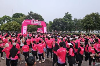 Ribuan peserta ramaikan Smartfren Run 5K di Kota Jambi