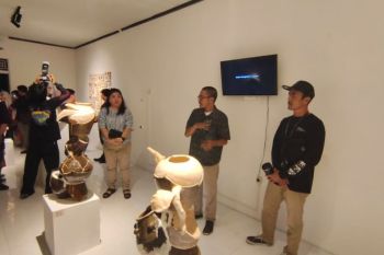 Pameran Confluence angkat warisan budaya keramik tanah liat Singkawang