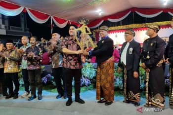 Legislator Jatim ajak generasi muda Surabaya lestarikan budaya