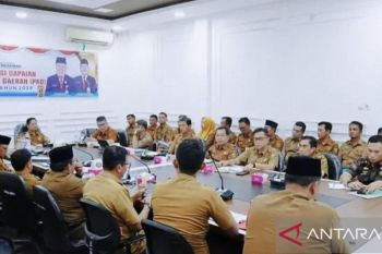 Plt Bupati Kuansing gelar rapat evaluasi PAD