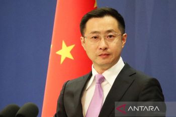 China harapkan hak negara-negara di sekitar Selat Hormuz dihormati