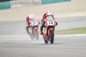 Pebalap muda Astra Honda raih dua podium pada IHTTC 2026 Sepang