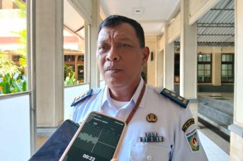 Dishub Mataram memasang kamera pemantau berbasis ATCS di lingkar selatan