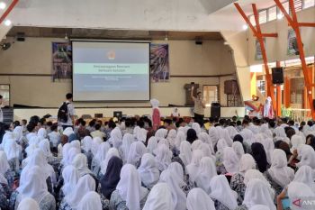 BPBD Padang edukasi peserta didik budaya sadar bencana sejak dini