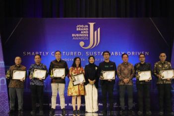 Perum BULOG Kanwil Yogyakarta raih Penghargaan Penjaga Ketahanan Pangan