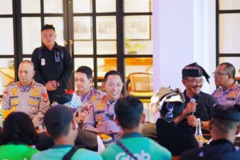 Kapolri menyerap aspirasi pecalang dan sopir ojol di Bali