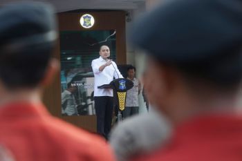 Wali Kota Surabaya instruksikan percepat penuntasan laporan warga