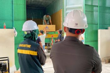 BKHIT Papua Tengah awasi pengiriman 604 ton CPO ke Surabaya