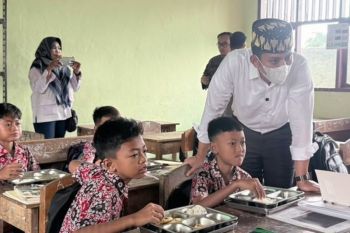 Pemkab Lamsel dan Kajati Lampung pastikan Program MBG berjalan sesuai SOP