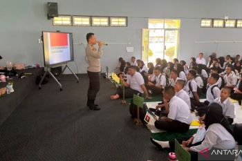Polsek Tapin Utara edukasi pelajar cegah narkoba dan pergaulan bebas