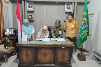Bank Sumsel Babel Muaradua dan Kemenag OKU Selatan jalin kerja sama pengelolaan keuangan serta kredit pegawai