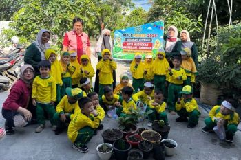 TK Aisyiyah 1 Sampit kenalkan cinta lingkungan hidup saat MPLS