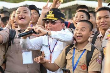 Penuh semangat, Gubernur Kalteng sapa peserta didik baru SMA/SMK hingga SKH