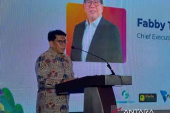 IESR: Kepastian kebijakan kunci percepat investasi energi surya