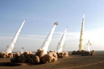 Iran serang pangkalan AS di Yordania dan Kuwait