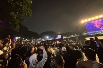 Warga padati Lapangan Banteng nonton bareng final Piala Dunia