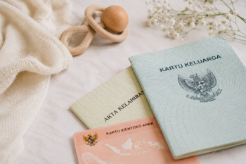 Identitas sejak tarikan napas