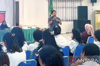 Dispar Maluku bekali mahasiswa KKN IAKN Ambon dengan materi digitalisasi wisata