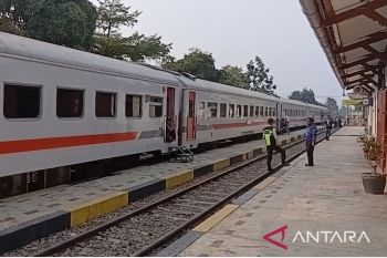 KAI pastikan perjalan kereta Siliwangi tetap aman setelah gempa magnitudo 4.9 Sukabumi