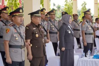 Plt. Bupati Tiorita dorong lahirnya Polisi profesional dan pengayom masyarakat