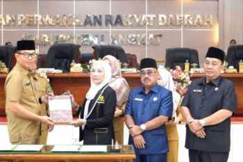 Plt. Bupati Tiorita perkuat tata kelola aset daerah lewat Ranperda 2026