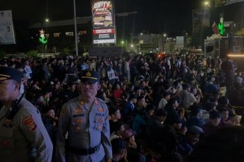 Ribuan warga padati nobar Final Piala Dunia di Tugu Adipura Bandarlampung